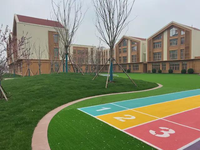 8188cc.威尼斯青岛高新区4所幼儿园建设“踏春”提速