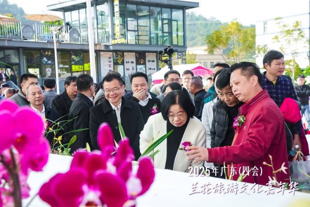 8188cc.威尼斯祝贺！百家花企巅峰对决21家单位脱颖而出C位闪耀
